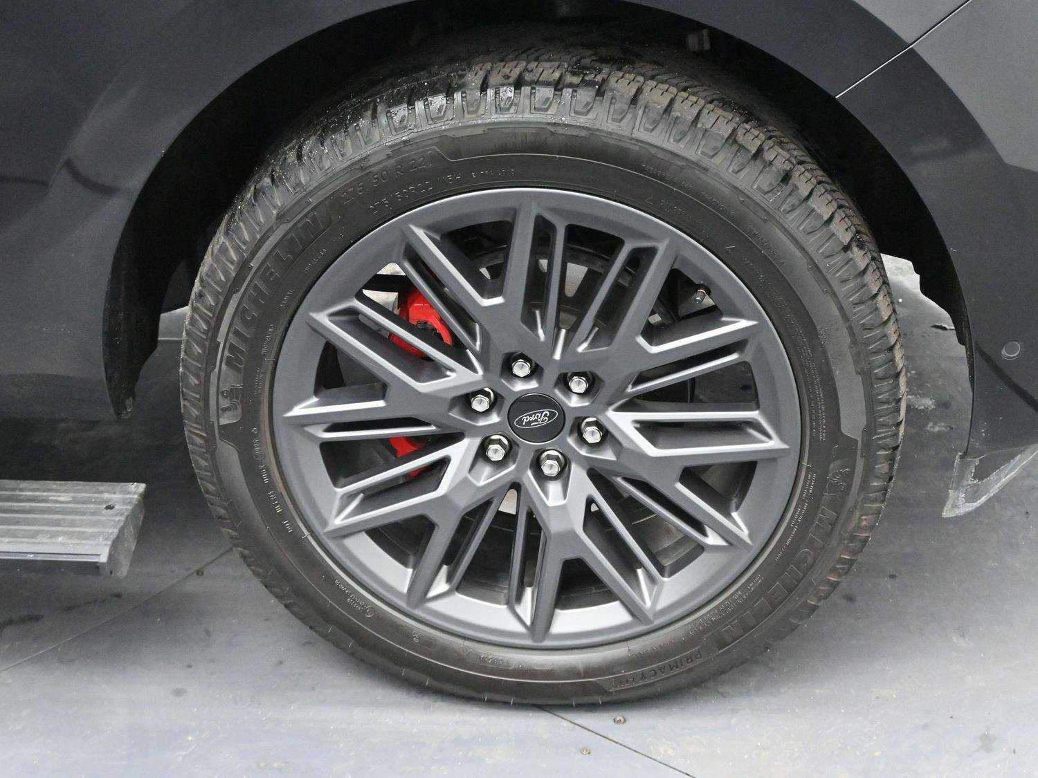 Used 2025 Ford Expedition Platinum w/ Stealth Performance Package image 44