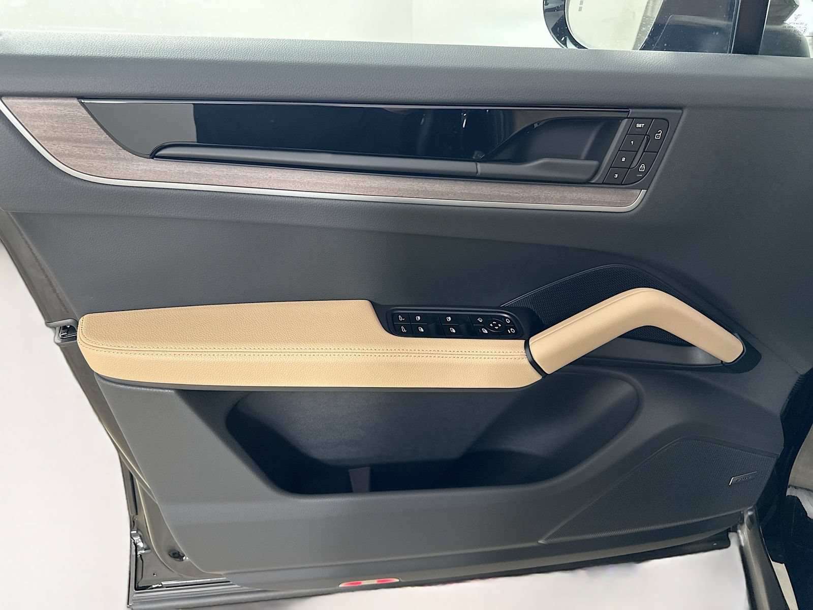 New 2026 Porsche Cayenne S AWD/4WD image 16