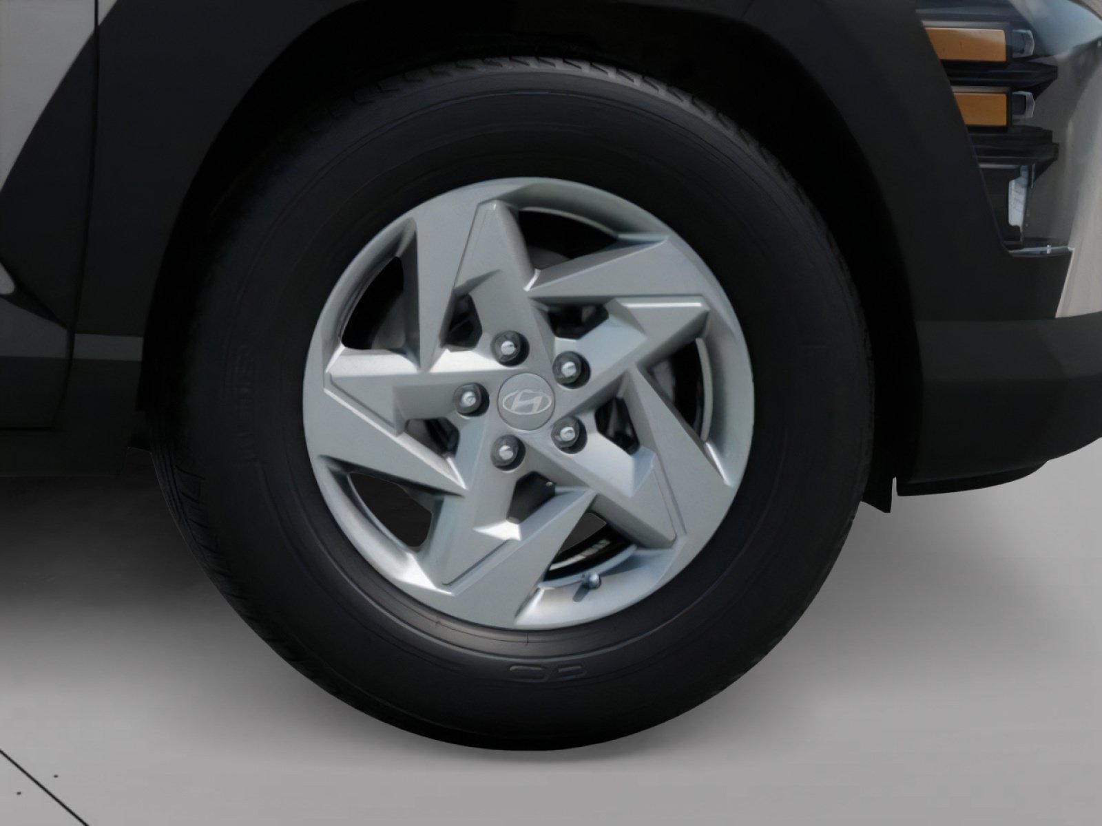 New 2027 Hyundai Kona SE FWD image 8