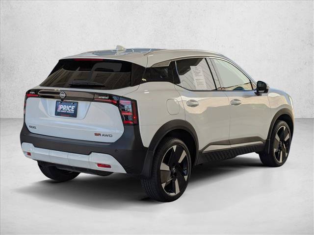 Used 2025 Nissan Kicks SR AWD/4WD image 5