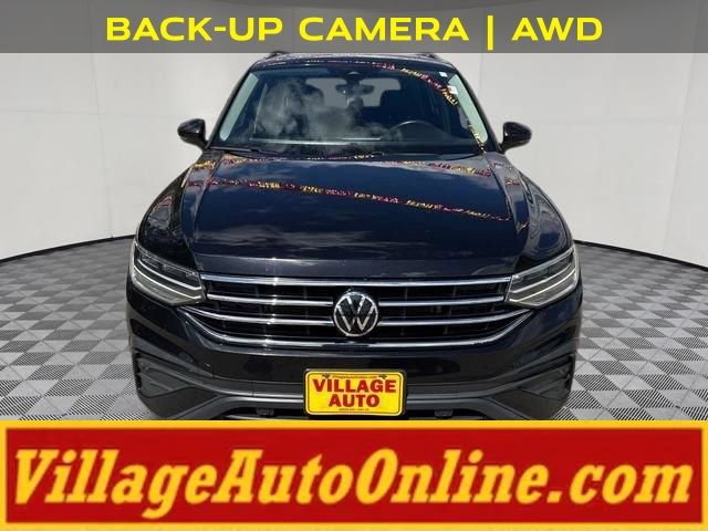 Used 2022 Volkswagen Tiguan SE w/ Panoramic Sunroof Package AWD/4WD image 6
