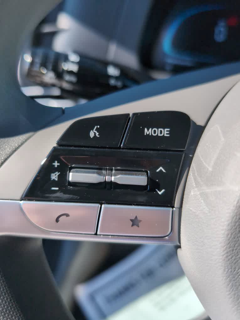 New 2026 Hyundai Elantra SE FWD image 27