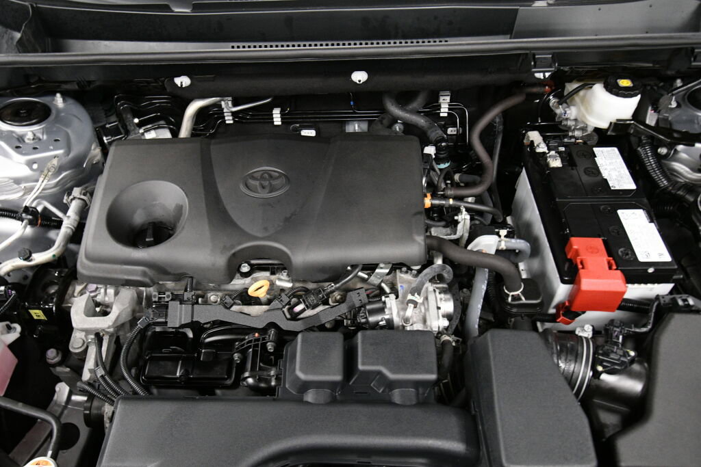 Certified 2024 Toyota RAV4 LE image 31