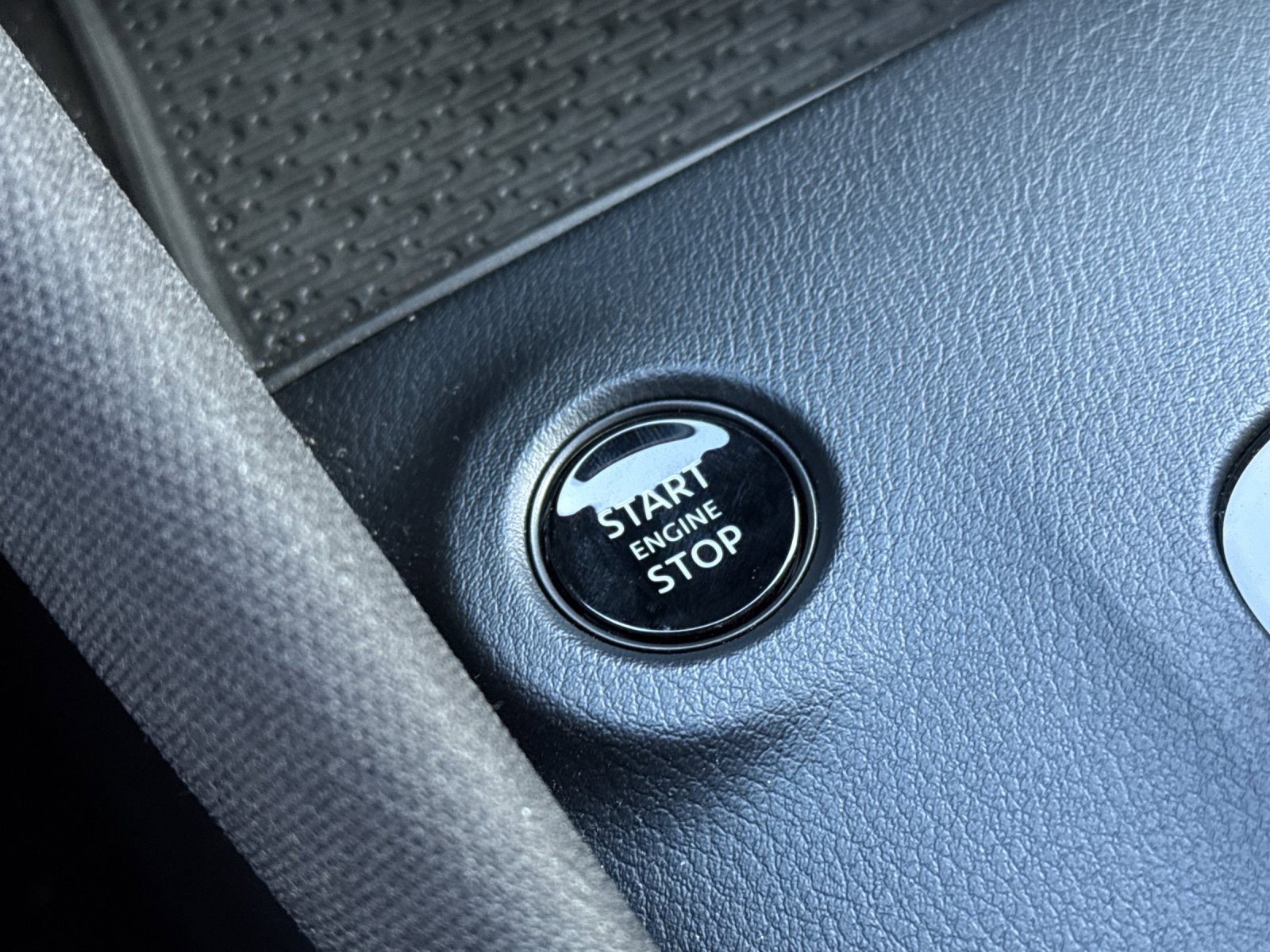 Certified 2024 Nissan Z Sport w/ Floor Mat Package image 19