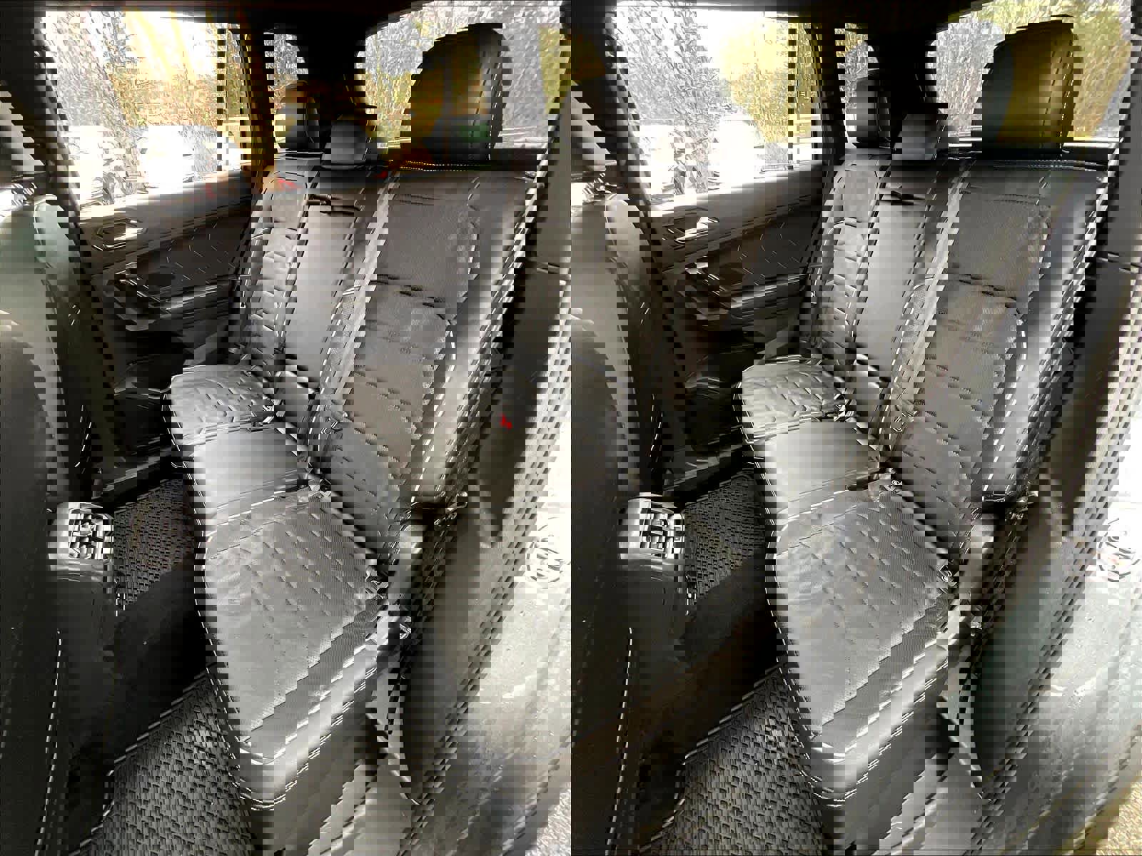 Used 2023 Volkswagen Tiguan SEL R-Line image 15