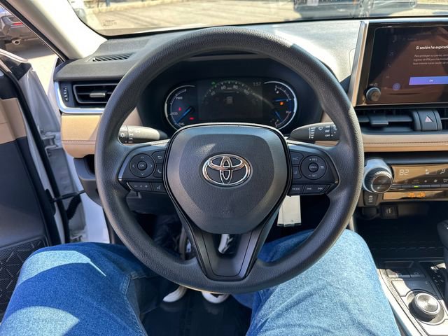 Used 2025 Toyota RAV4 LE image 36