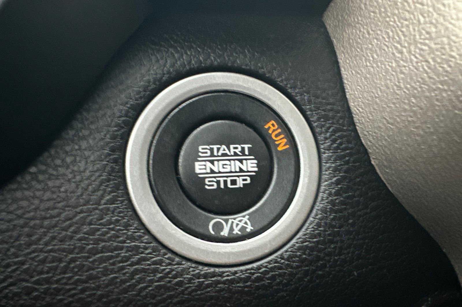 Used 2024 RAM 2500 Laramie image 23