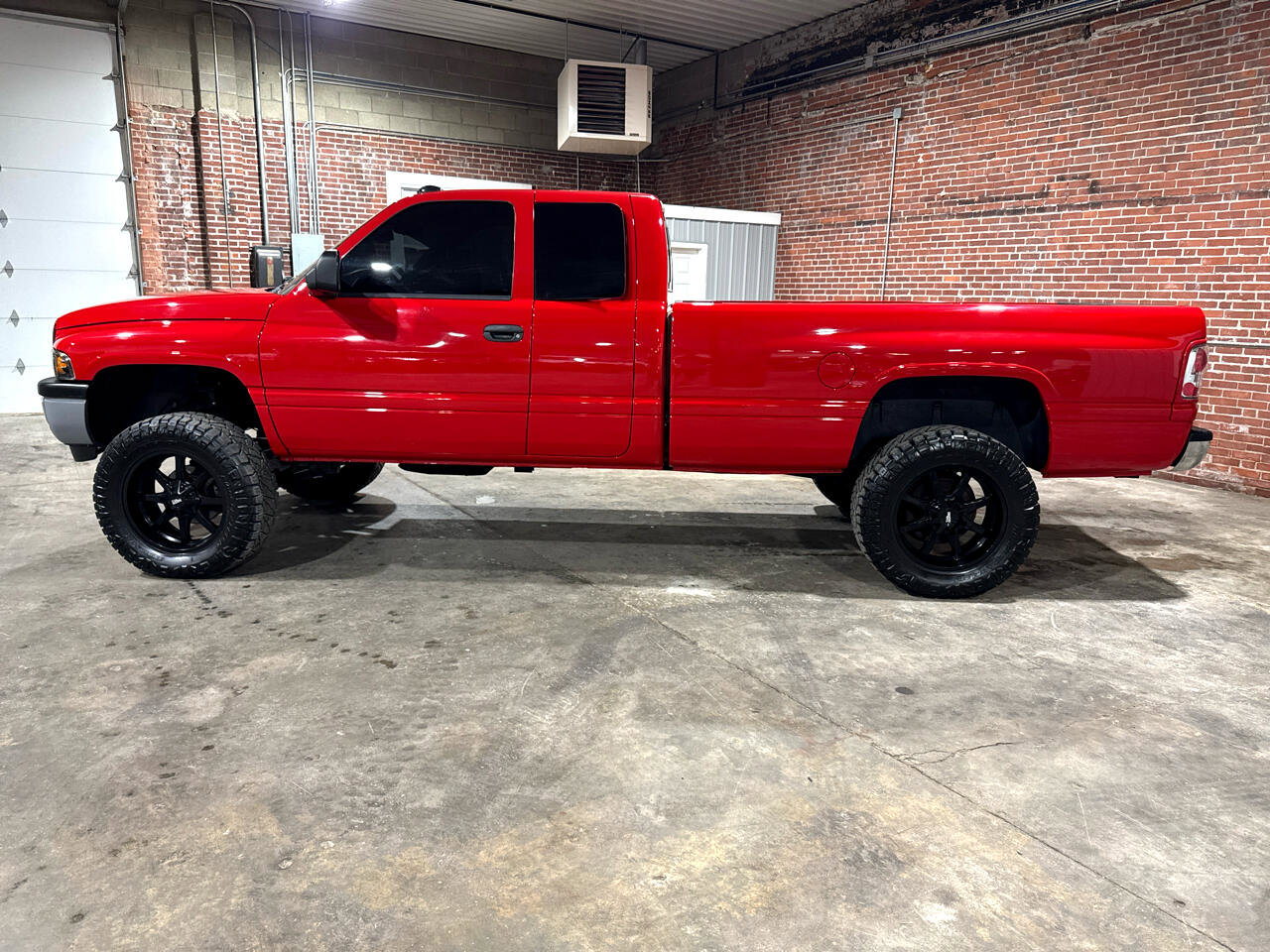 Used 1998 Dodge Ram 2500 Truck 4x4 Quad Cab image 8