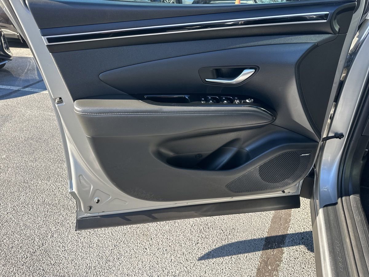 Used 2022 Hyundai Tucson SEL w/ Convenience + Premium Package image 9