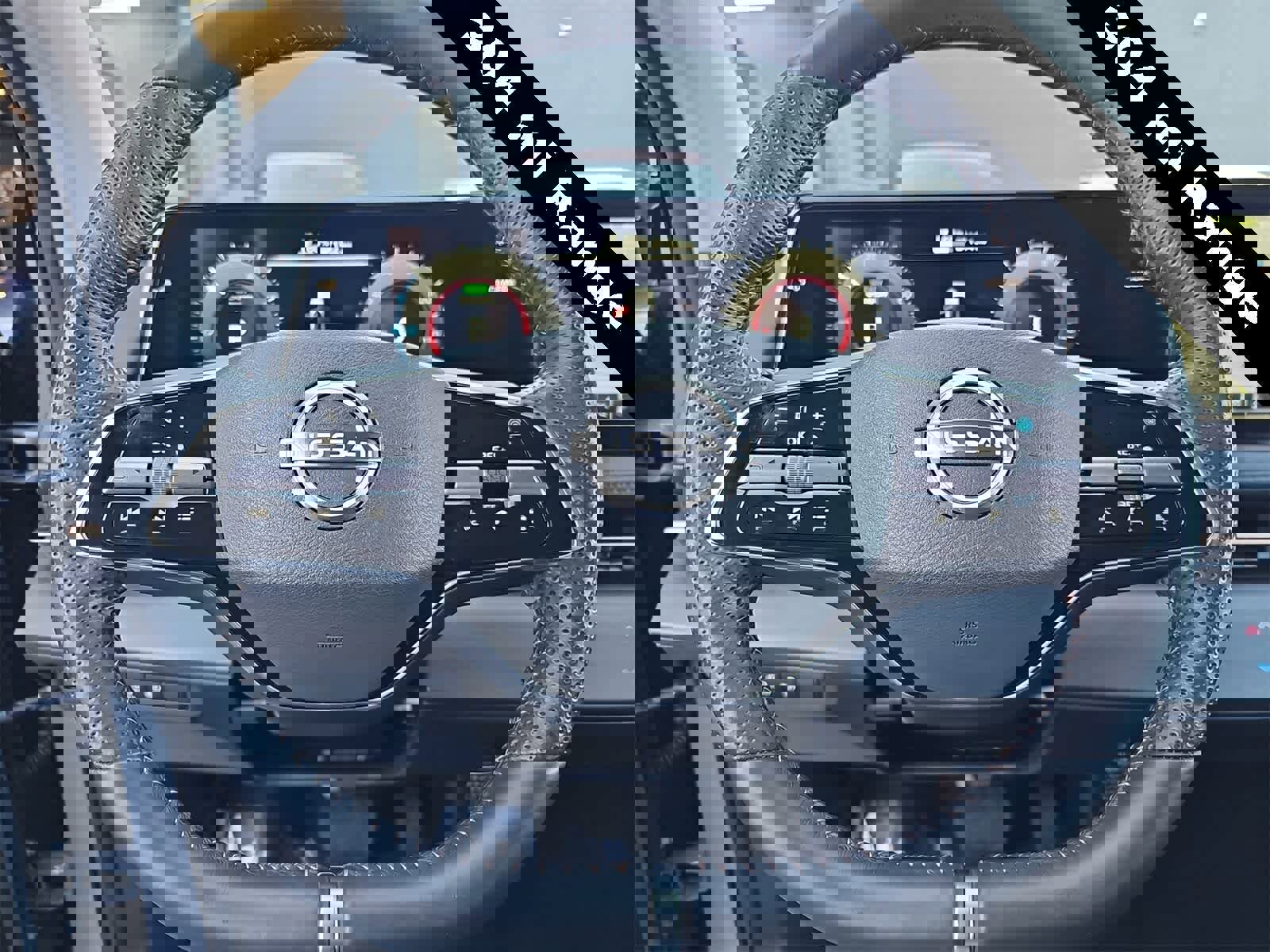 Used 2024 Nissan Ariya FWD image 19