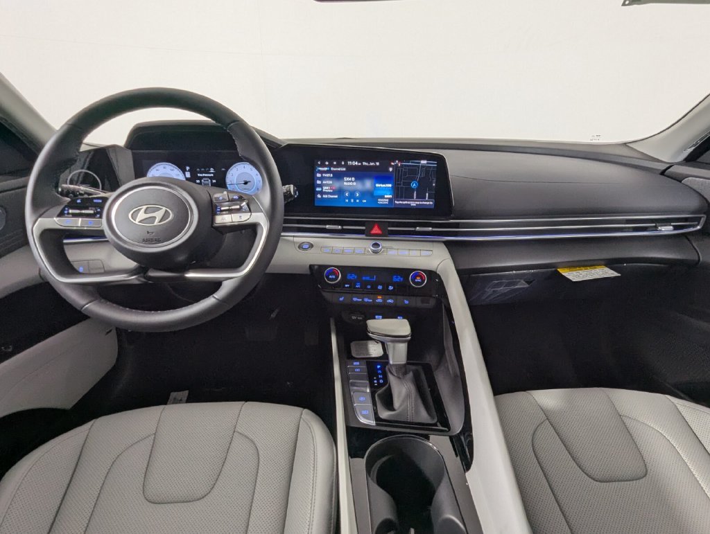 New 2026 Hyundai Elantra Limited FWD image 14