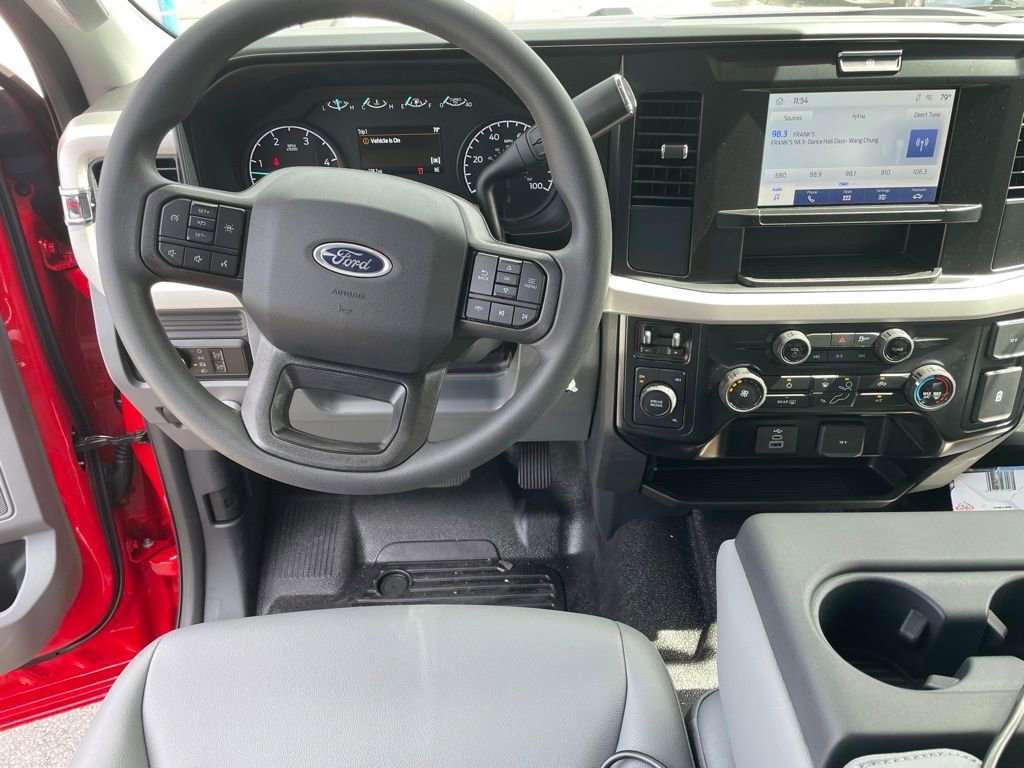 New 2025 Ford F450 XL w/ XL Chrome Package image 4