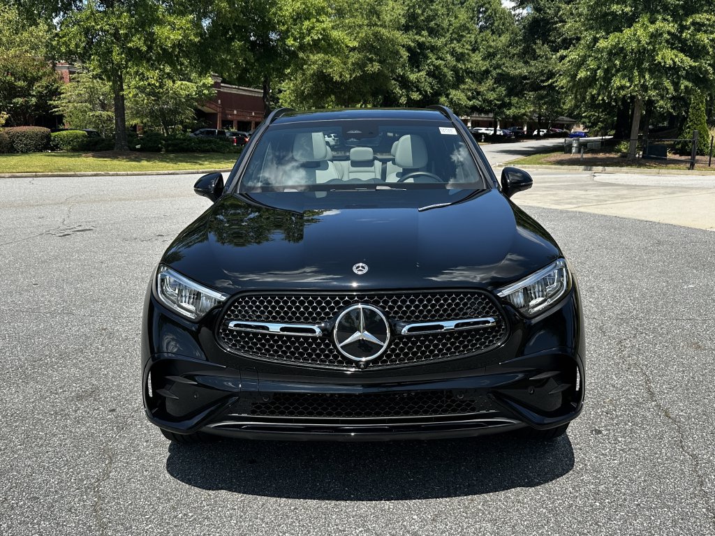 Certified 2025 Mercedes-Benz GLC 350e 4MATIC image 3