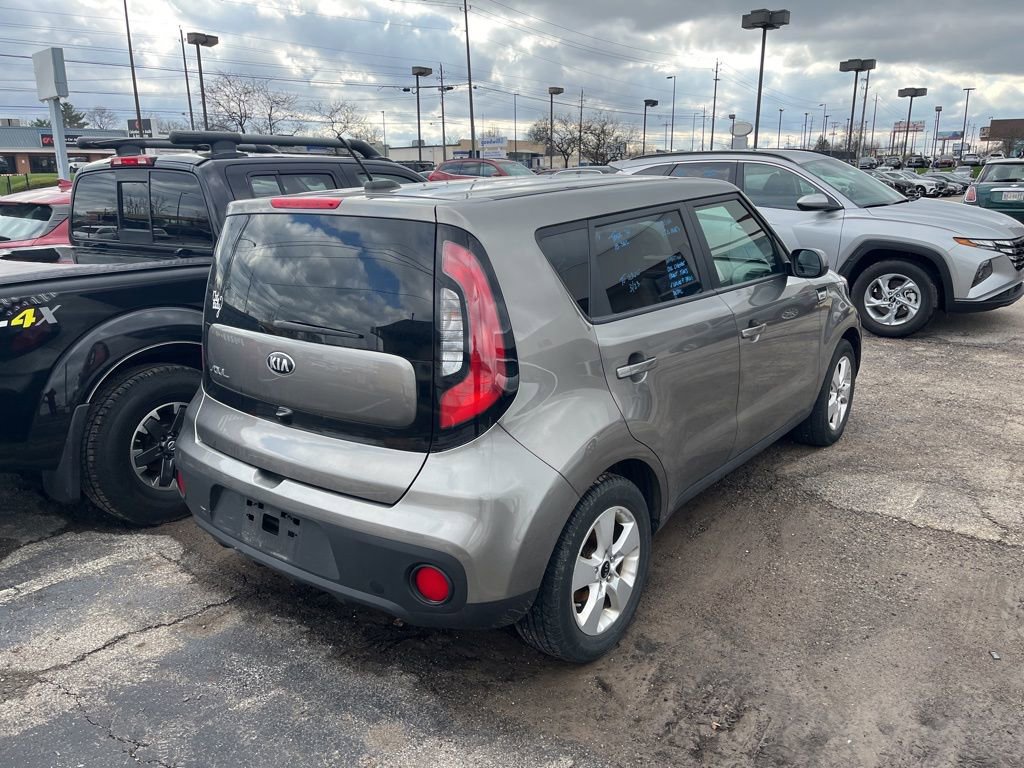 Used 2018 Kia Soul w/ Convenience Package image 4