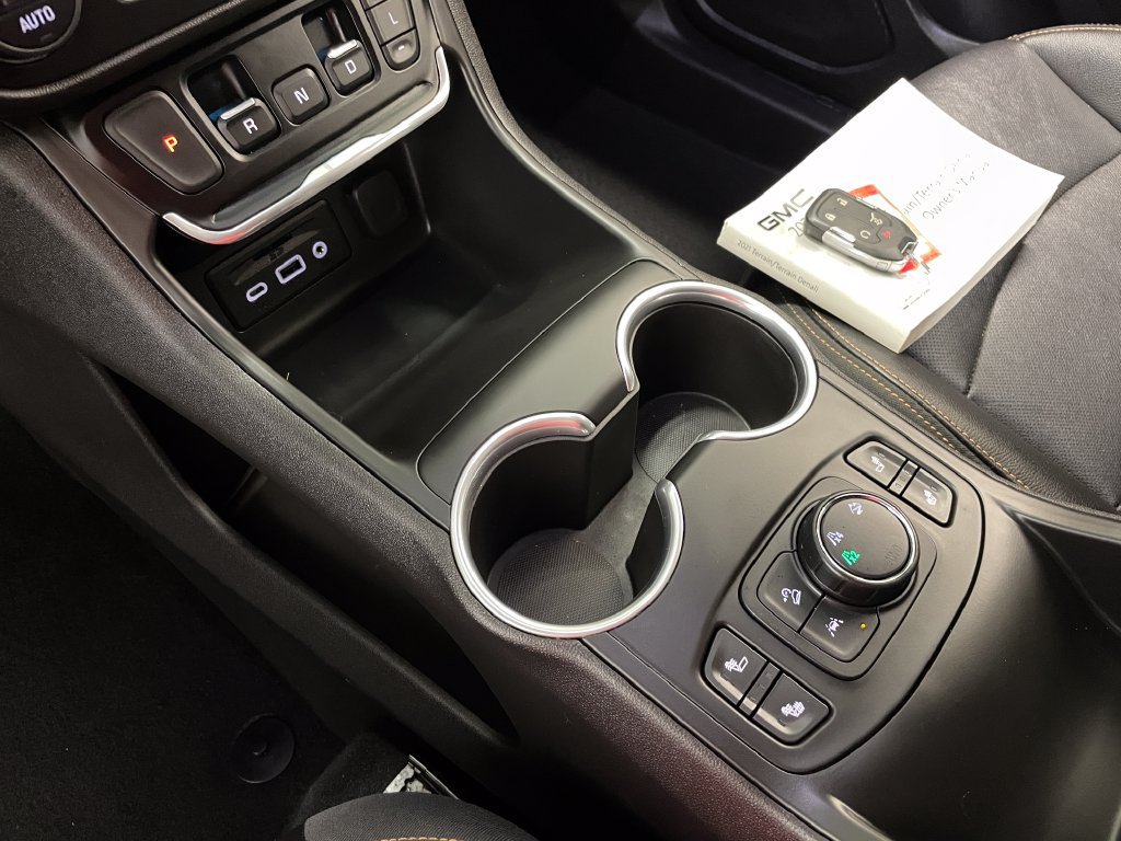 Used 2021 GMC Terrain SLT w/ Elevation Edition AWD/4WD image 32