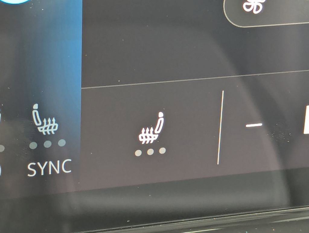 Certified 2023 Volkswagen ID.4 Pro image 21