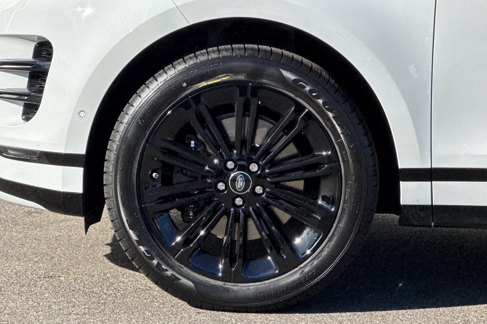 New 2026 Land Rover Range Rover Evoque Dynamic SE image 32