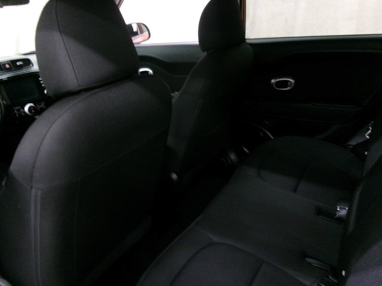 Used 2018 Kia Soul + FWD image 16