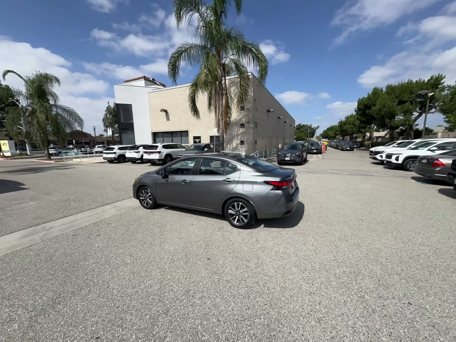 Used 2025 Nissan Versa SV FWD image 9