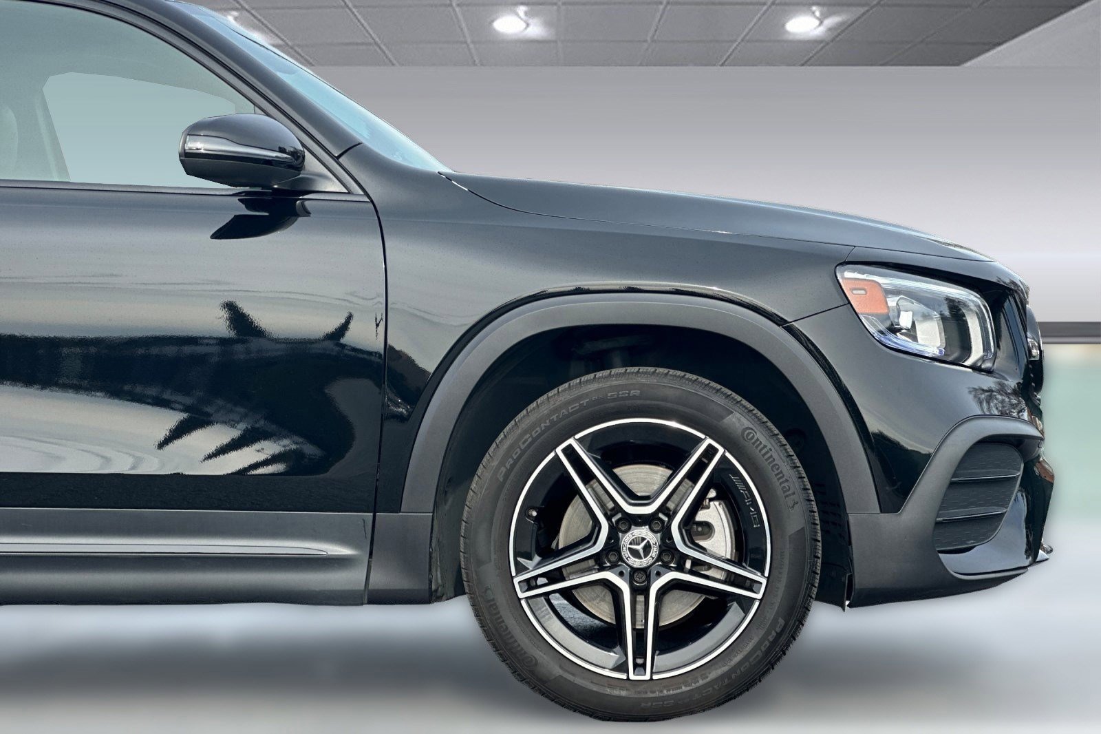 Certified 2023 Mercedes-Benz GLB 250 4MATIC image 34