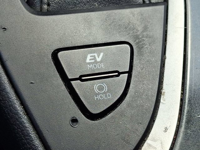 Used 2024 Lexus UX 250h F Sport AWD/4WD image 26