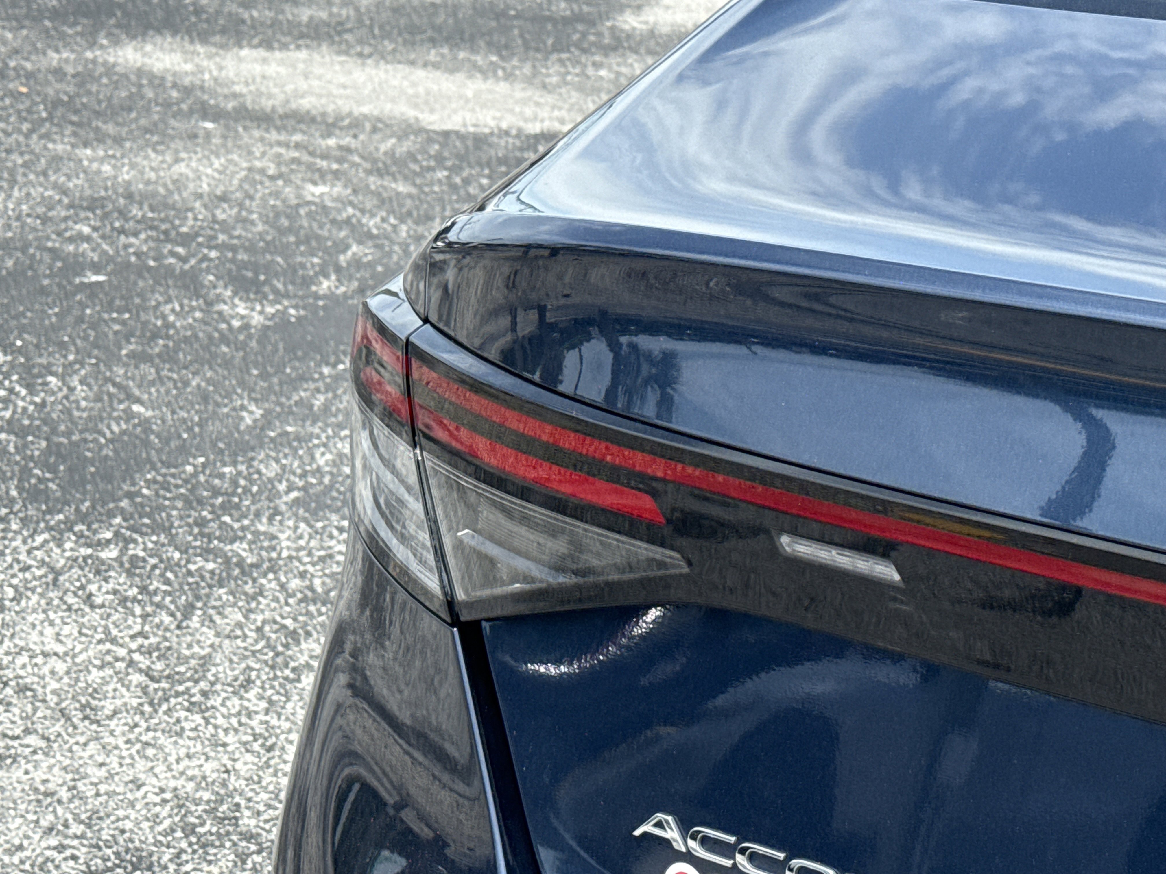 Certified 2024 Honda Accord EX-L image 15