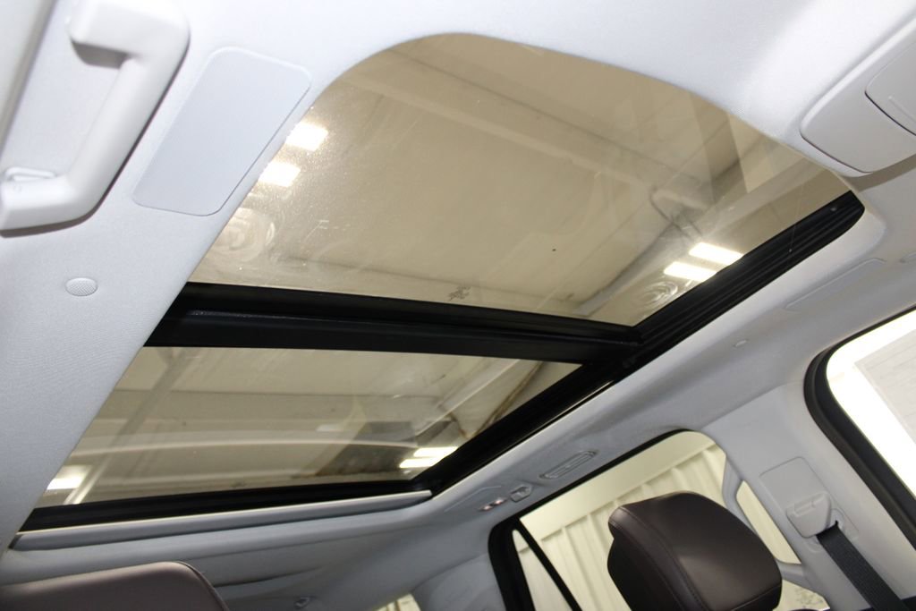 New 2026 Ford Expedition Platinum image 39