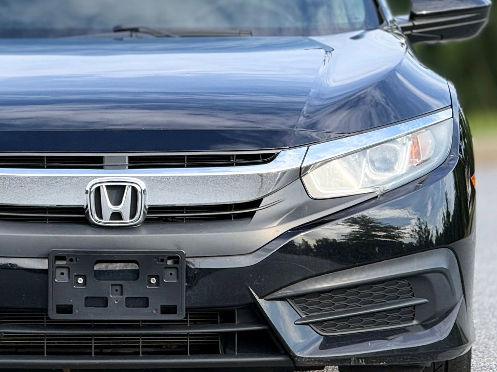 Used 2018 Honda Civic EX image 15