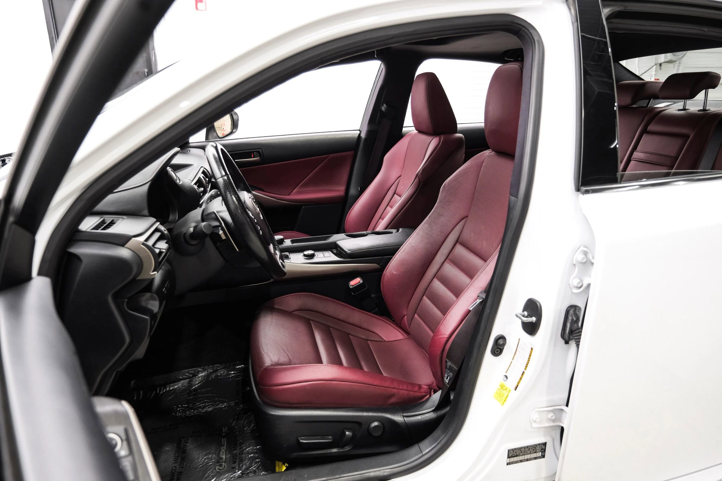 Used 2019 Lexus IS 300 RWD image 38