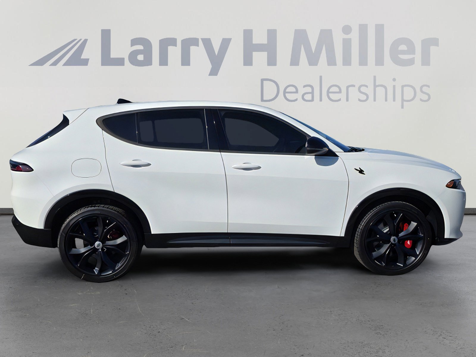 New 2025 Dodge Hornet R/T image 6