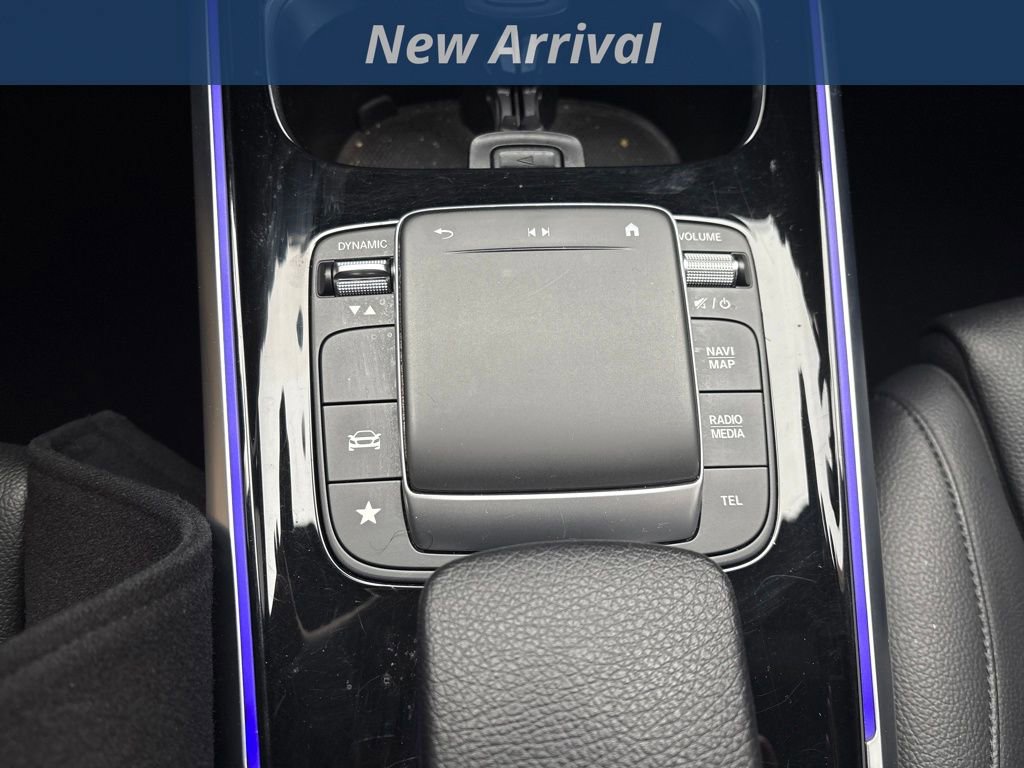 Used 2022 Mercedes-Benz GLB 250 4MATIC image 9