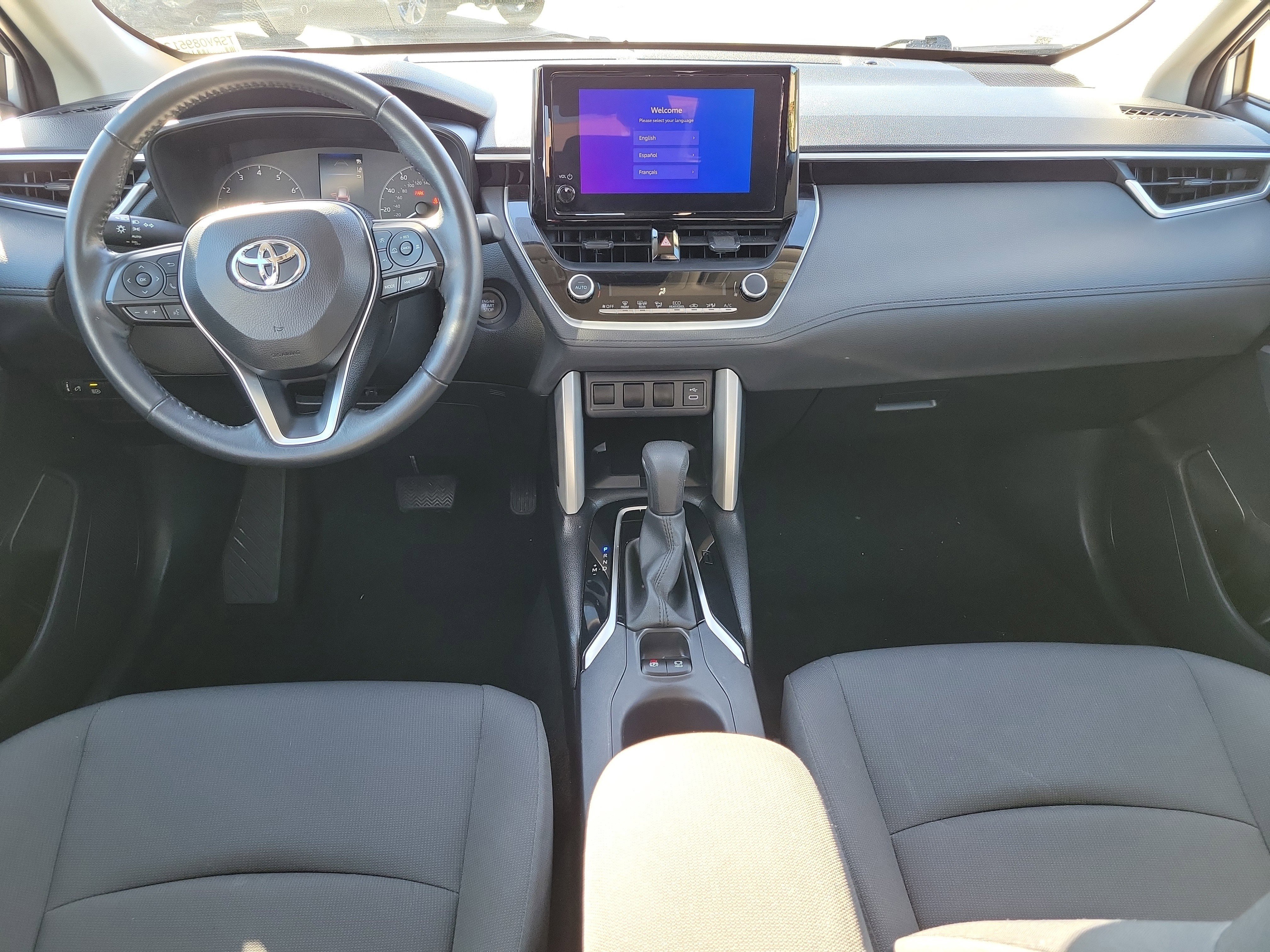 Used 2024 Toyota Corolla Cross LE image 15