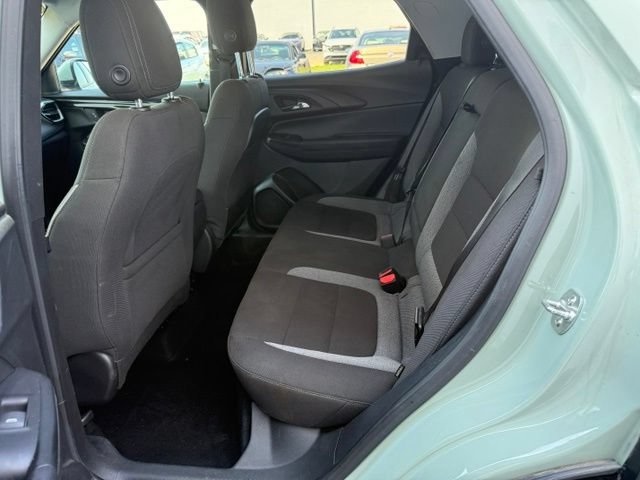 Certified 2025 Chevrolet TrailBlazer LT w/ Convenience Package FWD image 17
