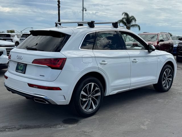Used 2022 Audi Q5 2.0T Premium w/ Convenience Package AWD/4WD image 4