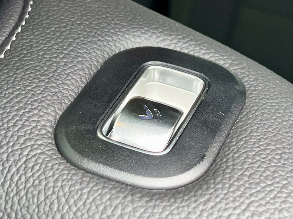 Certified 2026 Mercedes-Benz GLS 450 4MATIC image 54