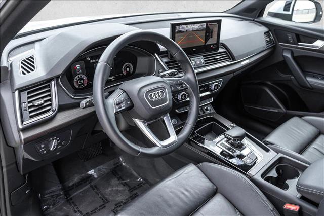 Used 2023 Audi Q5 2.0T Premium Plus w/ Premium Plus Package AWD/4WD image 10