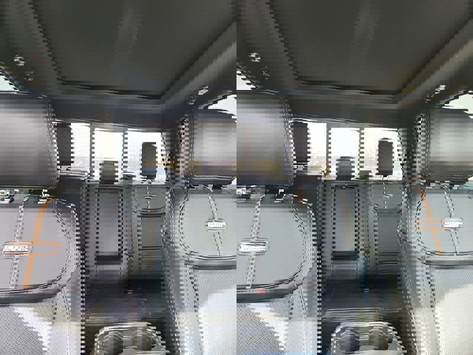 Used 2024 Ford F350 Platinum w/ FX4 Off-Road Package image 20