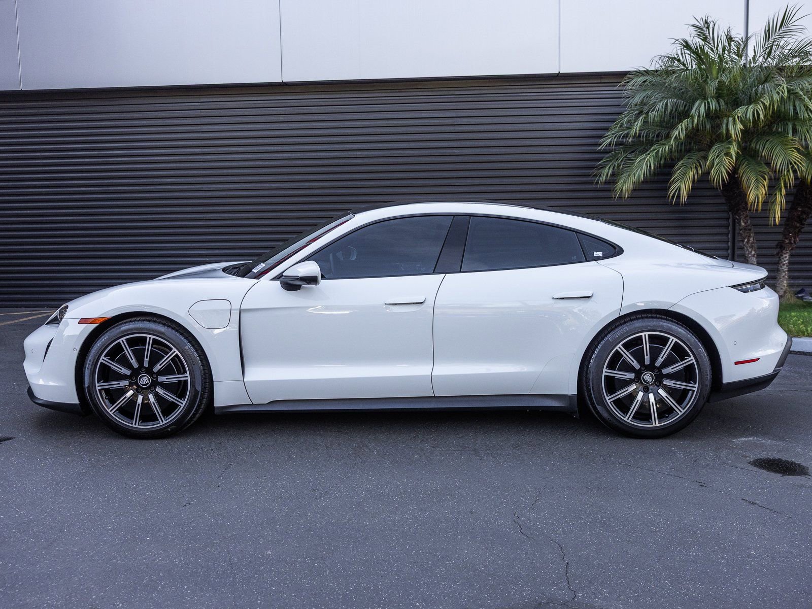 Certified 2023 Porsche Taycan image 2