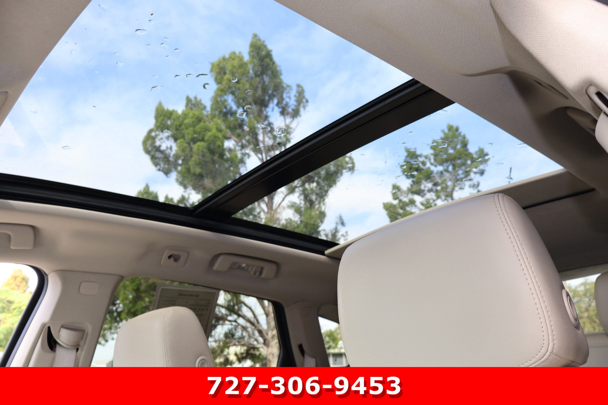 Used 2014 Cadillac SRX Luxury image 5