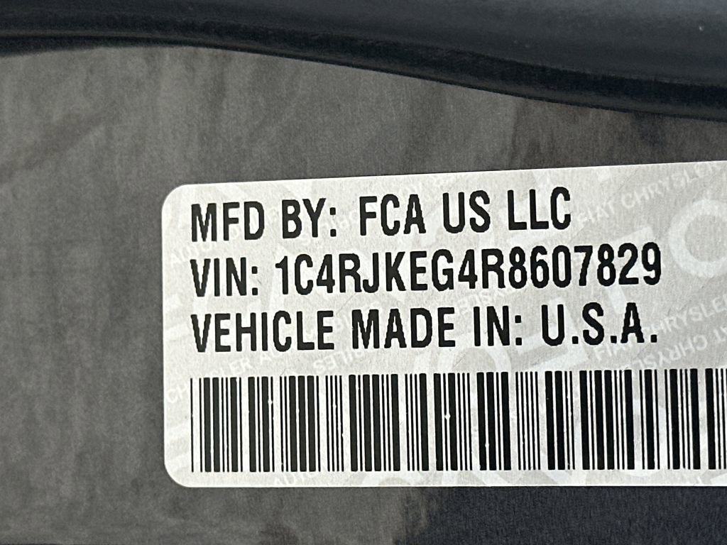 Used 2024 Jeep Grand Cherokee L Summit w/ Advanced Protech Group IV image 36