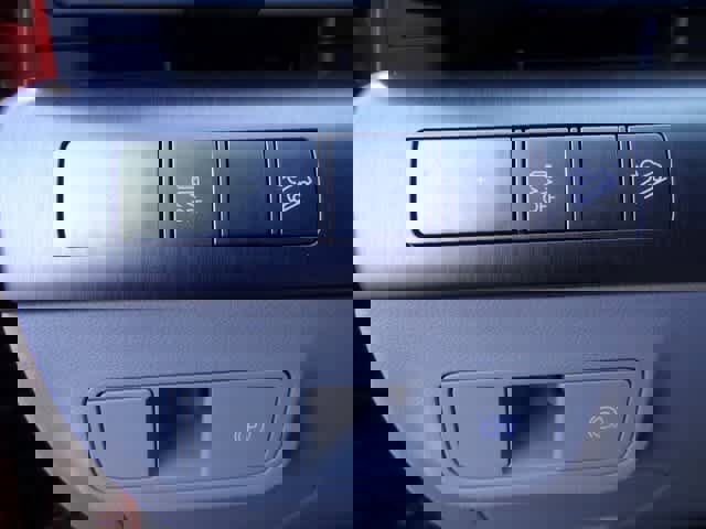 Used 2024 Hyundai Kona SEL image 14