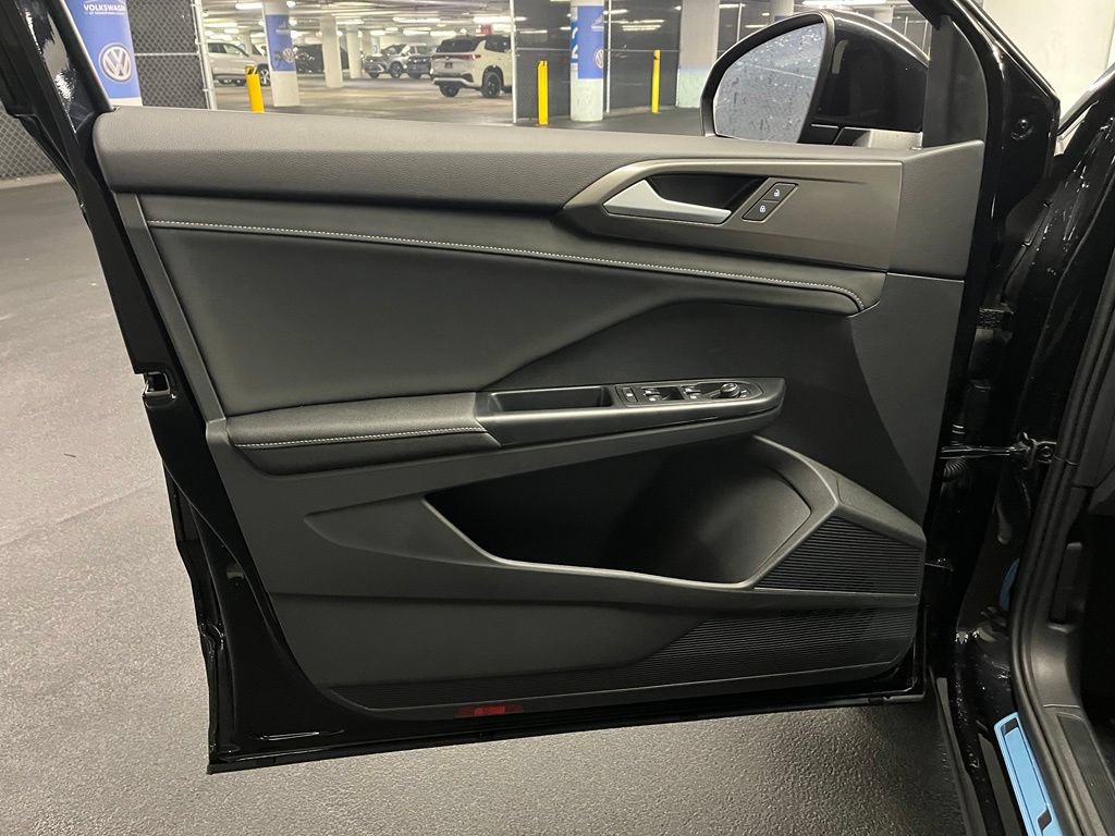 New 2026 Volkswagen Taos SE AWD/4WD image 20