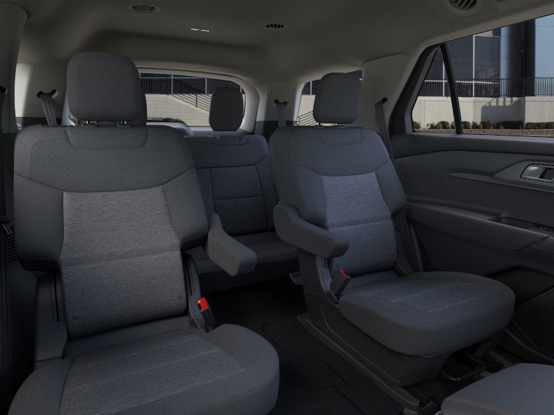 New 2026 Ford Explorer Active RWD image 34