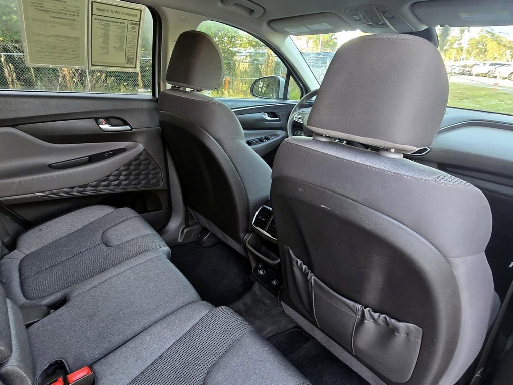 Used 2019 Hyundai Santa Fe SE image 29