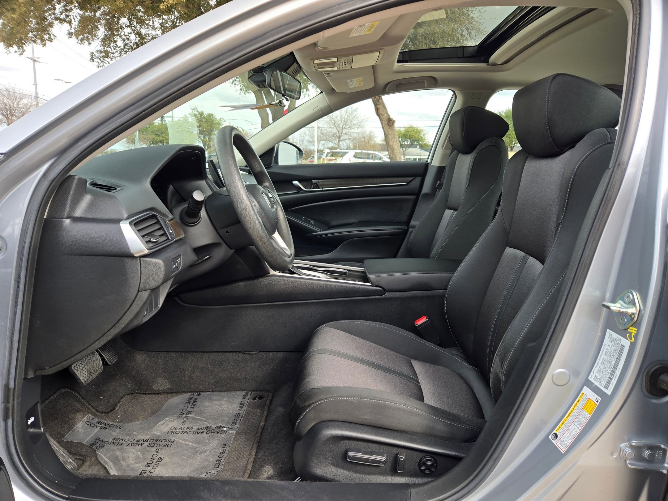 Used 2020 Honda Accord EX image 9