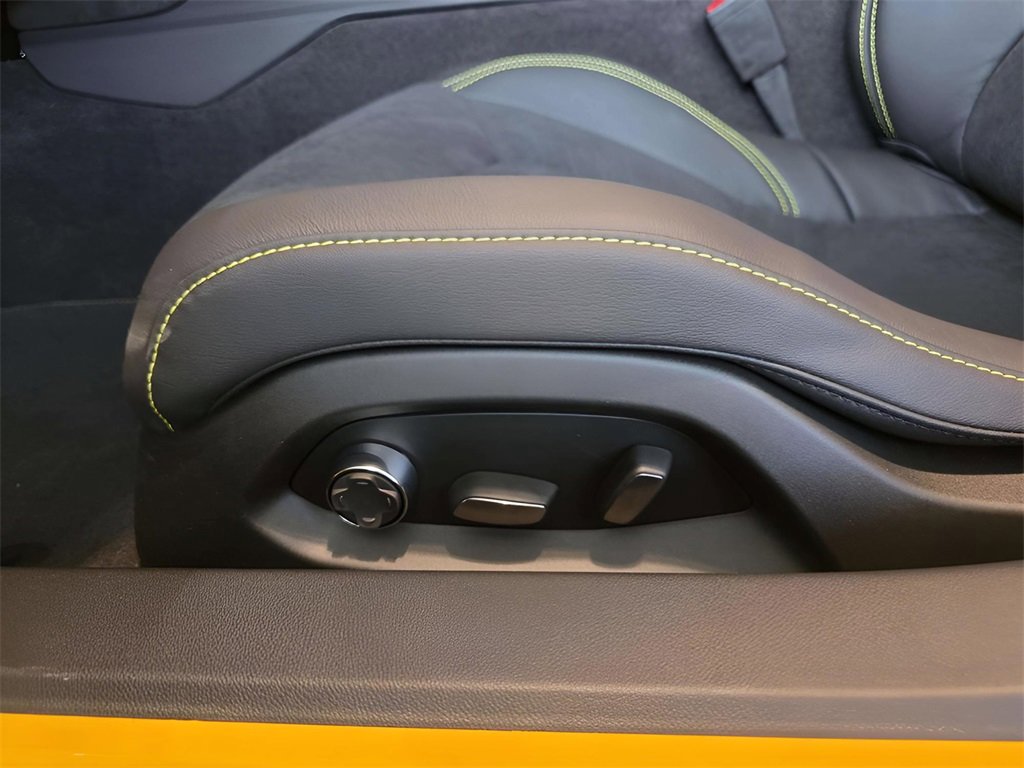 New 2026 Chevrolet Corvette Stingray Premium Cpe w/ Z51 Performance Package image 26