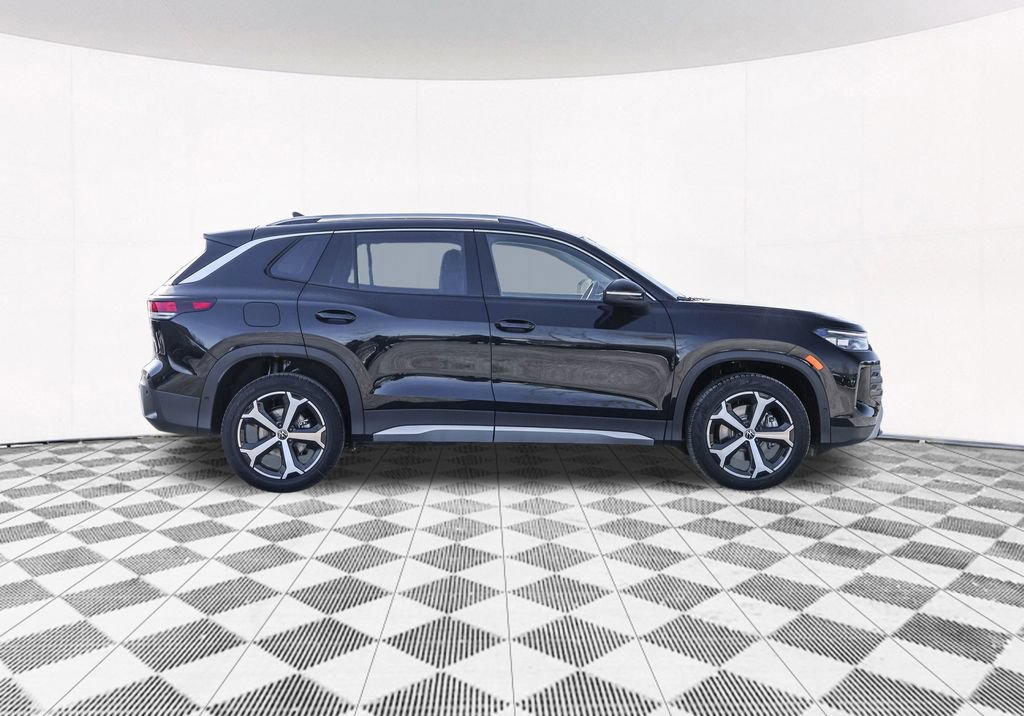New 2026 Volkswagen Tiguan SE AWD/4WD image 13
