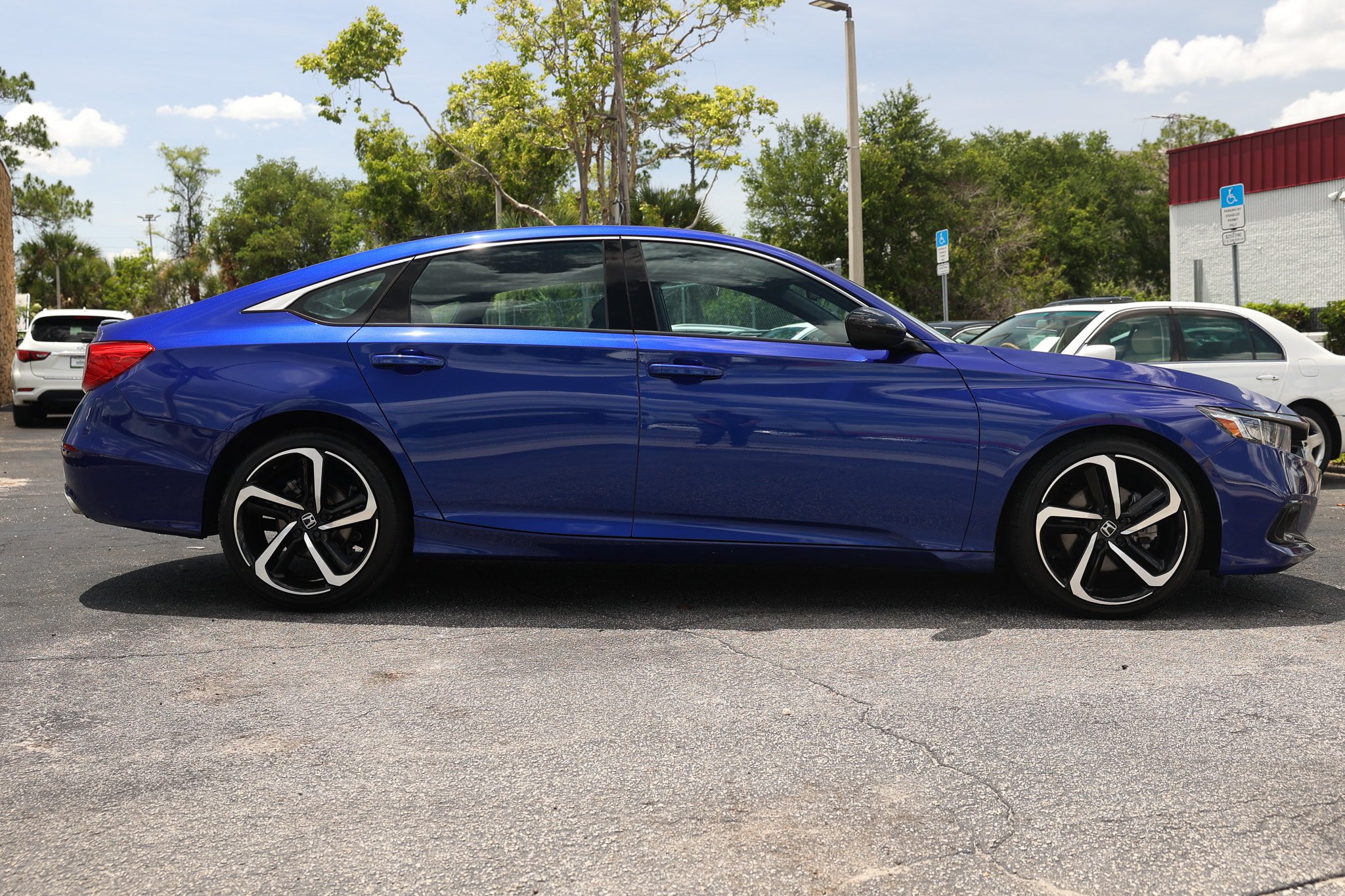 Used 2022 Honda Accord Sport image 17
