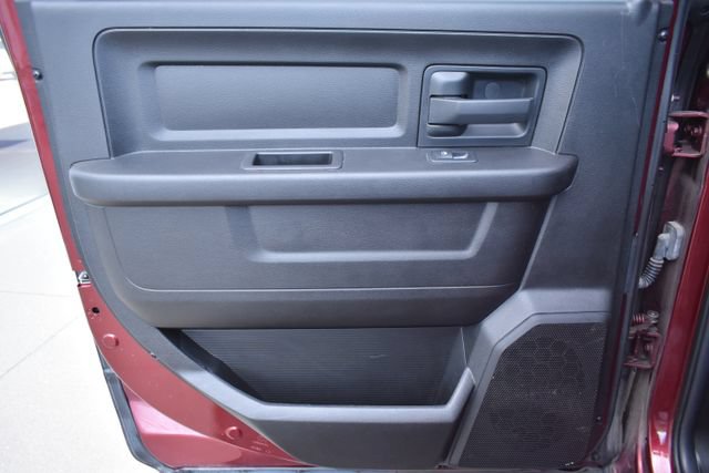 Used 2019 RAM 1500 Express w/ Wheel & Sound Group AWD/4WD image 31
