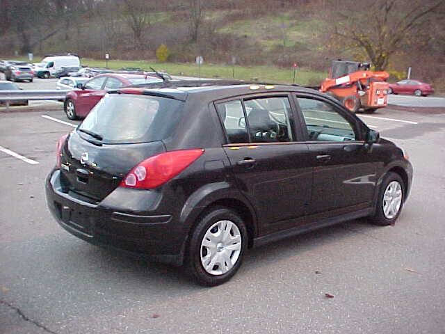 Used 2010 Nissan Versa 1.8 S w/ PWR Plus Pkg image 9